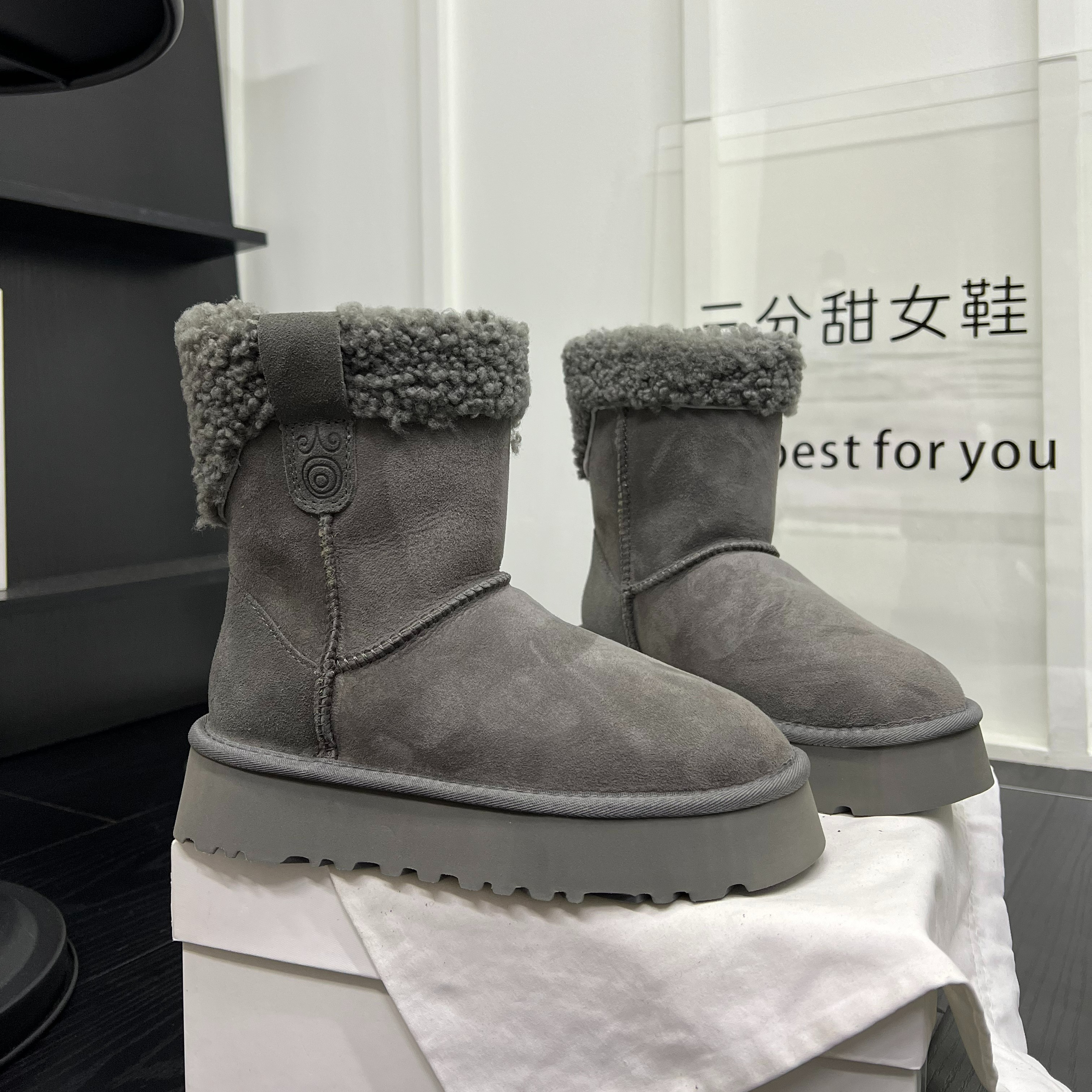 超火磨砂皮羊毛厚底增高雪地靴女2025冬加绒保暖防滑棉靴短靴潮