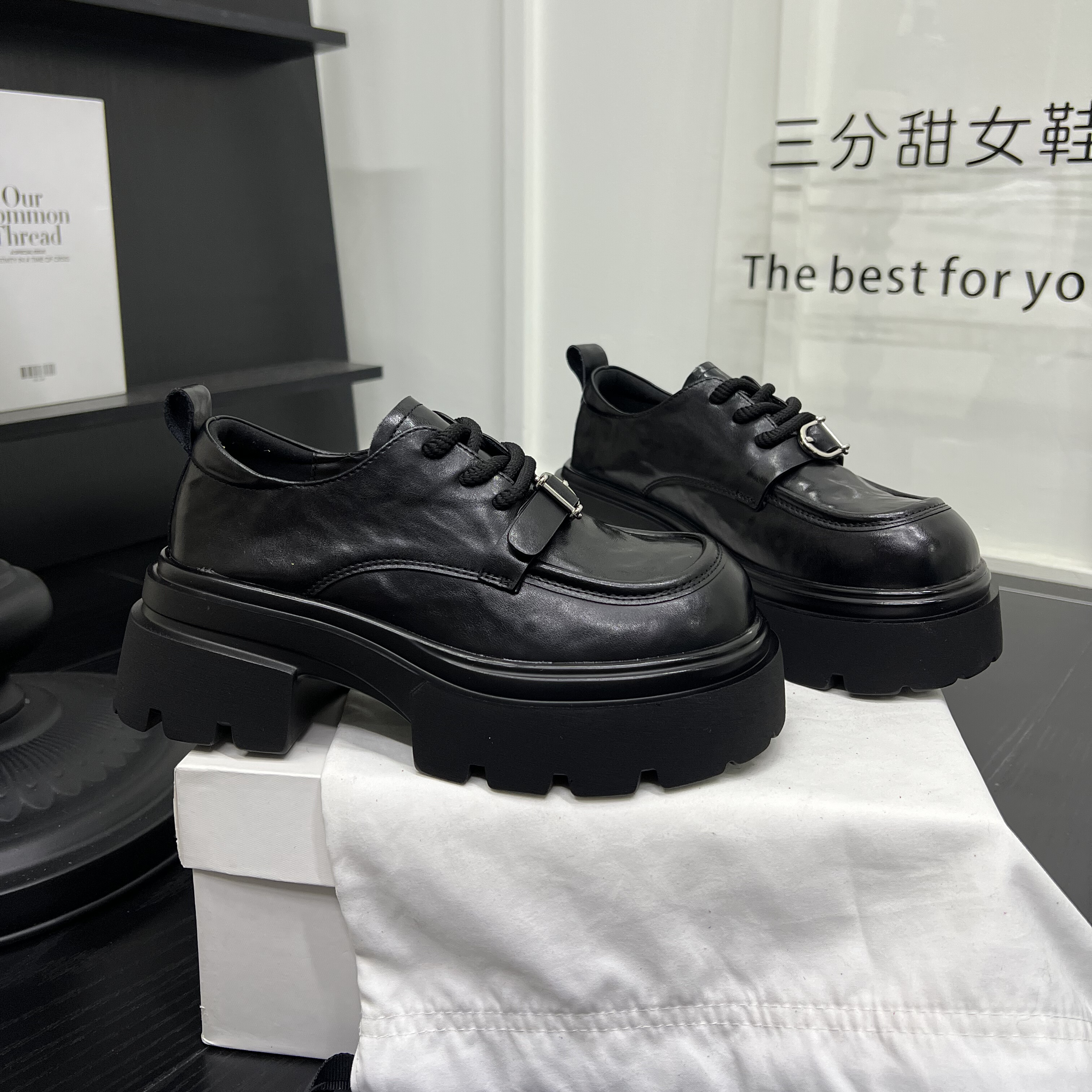 2026年春季新款复古风皮带扣小众真皮厚底单鞋百搭舒适休闲鞋潮,女鞋,乐福鞋（豆豆鞋）,淘宝优惠券,粉丝福利购,淘宝优惠卷