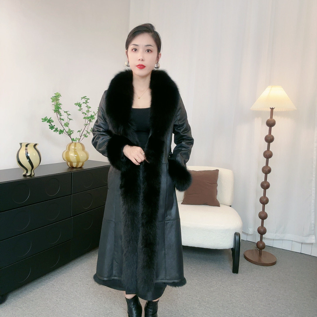 2024冬新款海宁真皮兔皮毛一体女中长款狐狸毛领修身系带皮草外套