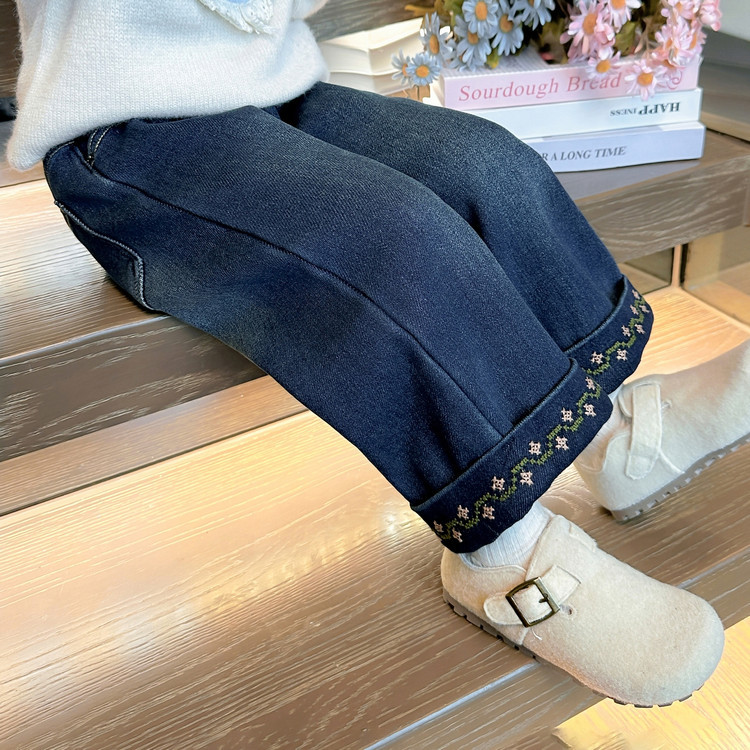 女童洋气宽松秋冬季直筒加绒阔腿裤宝宝2025新款加厚牛仔裤子韩版