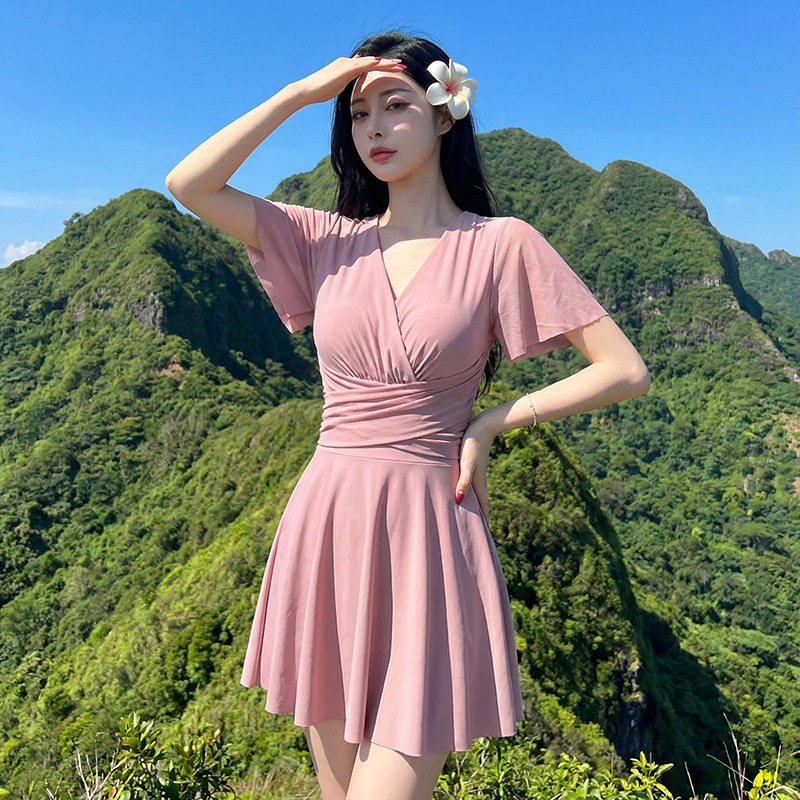 大码女显瘦遮肉聚拢裙式连体泳衣
