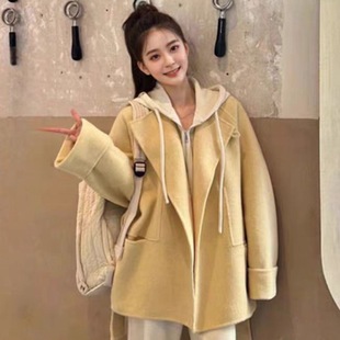 冬天法式富家千金穿搭设计感短款收腰黄色毛呢外套大衣高级感加厚