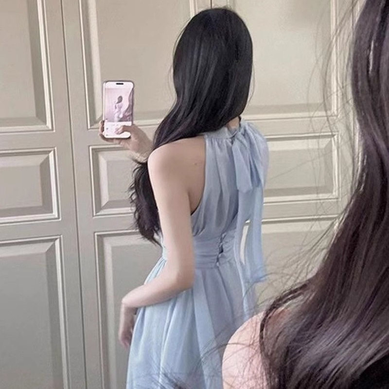 春季法式挂脖收腰无袖长款连衣裙