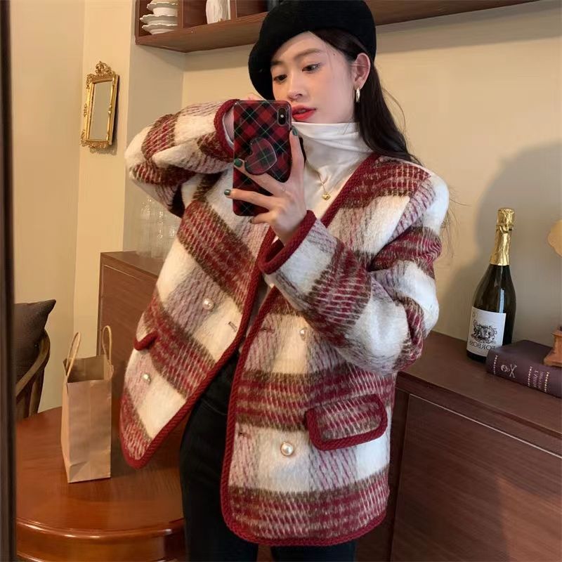 大码女装小香风宽松毛呢格子外套