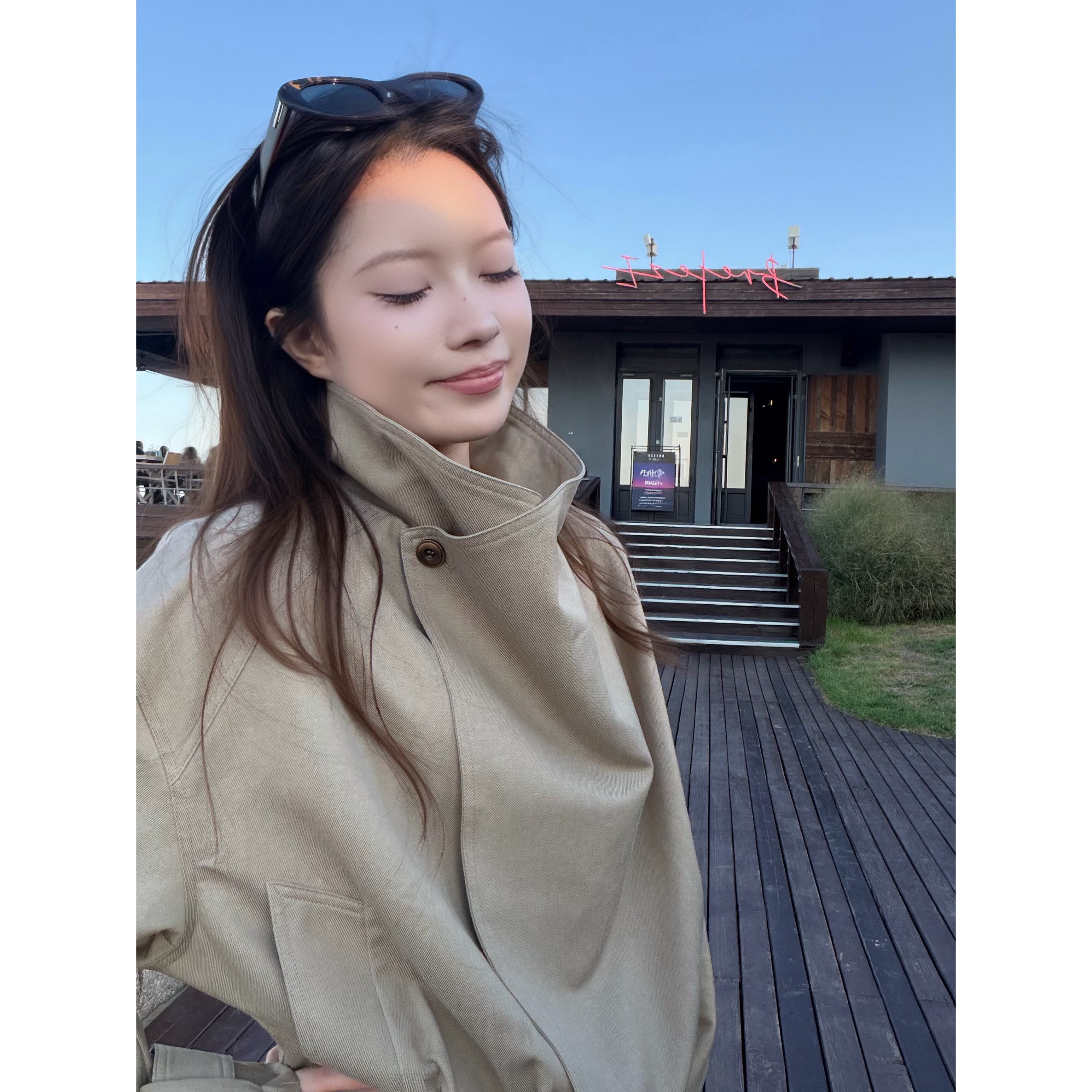 Halonini 莱赛尔天丝 设计感英伦立领短款夹克式风衣显瘦早秋外套