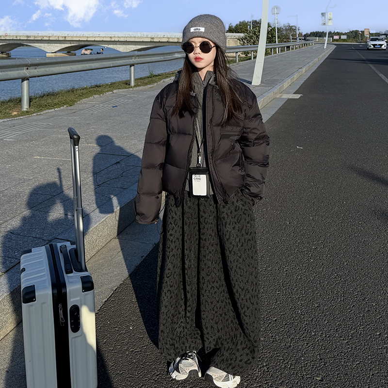 女童韩系高级感立领短款羽绒服