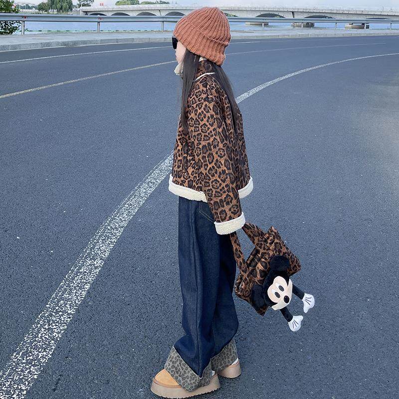 女童加厚外套2025冬装新款儿童装洋气韩版豹纹皮毛一体毛毛衣棉袄