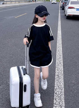 白条热裤两件套撞色短袖休闲