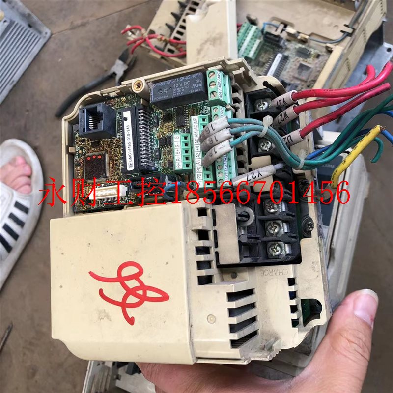 议价安川变频器V1000系列0.4-0.75-1.5KW底座主电源驱动板￥