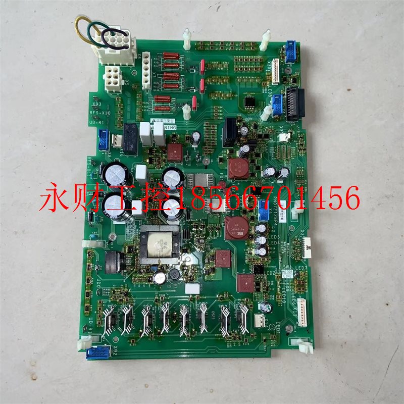 议价PN072128P4施耐德变频器ATV61-ATV71系列160-200-220-315kw￥