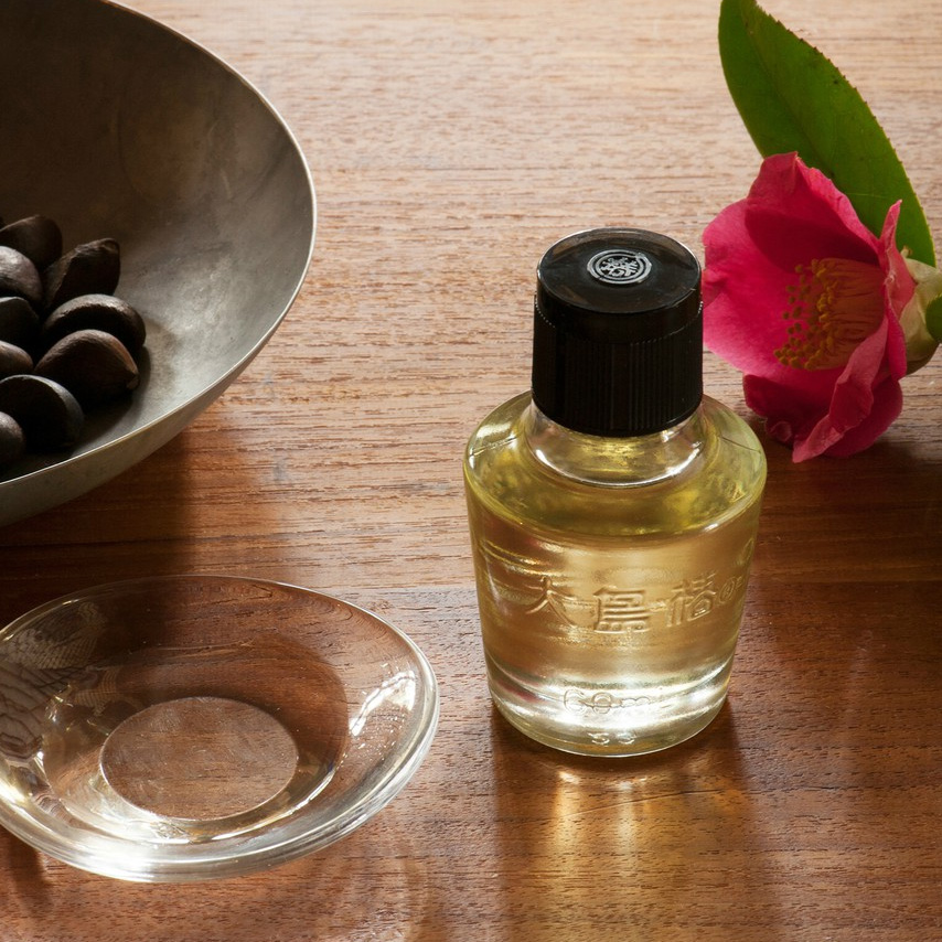 日本COSME殿堂入大岛椿山茶花籽润发护发油 保湿修复柔顺抚平毛躁