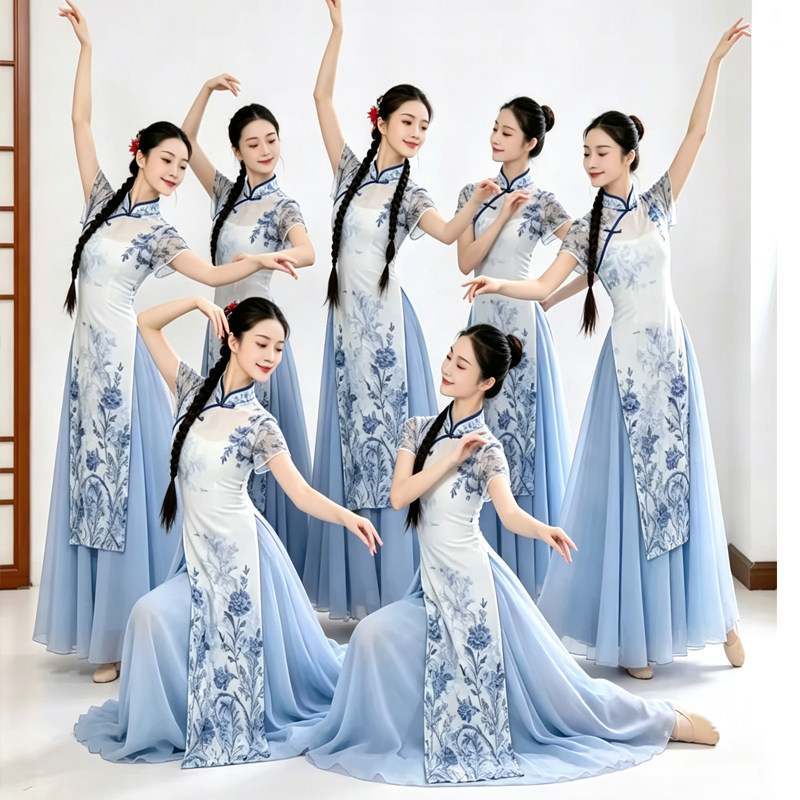 青花瓷改良旗袍舞蹈演出服大摆图片