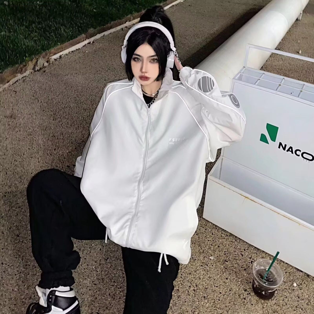 1506-1/JZ351/P45梭织刺绣插肩袖白色风衣拉链夹克，男装风衣，星座1506-1