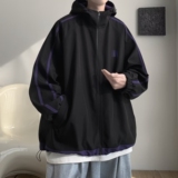 黑色
