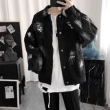 黑色