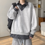灰色