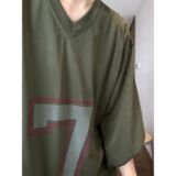 1506-1/CQYRJTK481/P46秋季复古宽松军绿色网眼数字印花V领长袖T，男装衬衫，星座1506-1