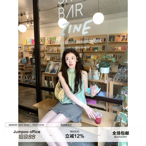 草莓跳法式复古挂脖无袖背心小衫女春夏设计感显瘦蝴蝶结系带上衣