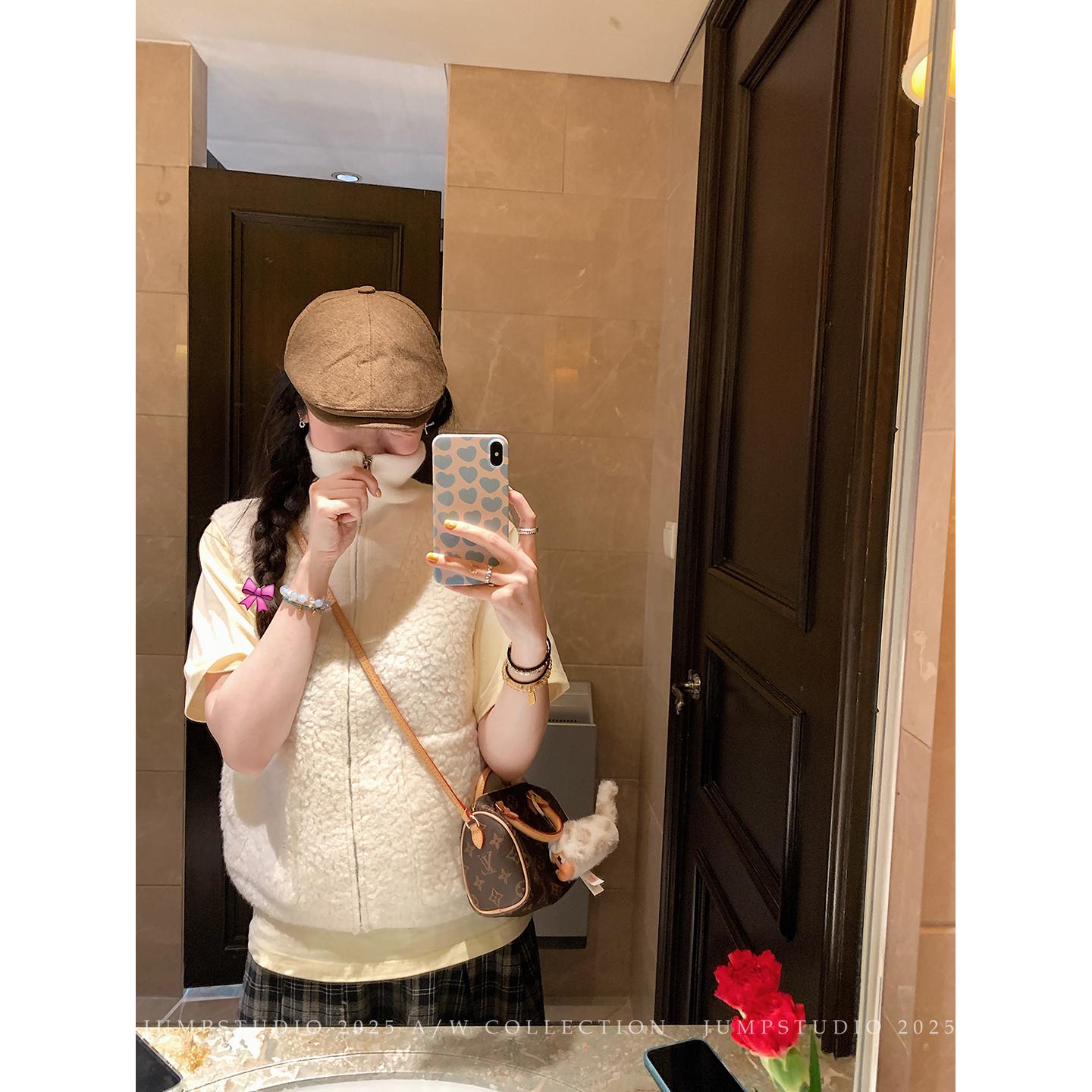 草莓跳 气质绵羊毛毛绒立领马甲女秋季高级感慵懒百搭保暖外套