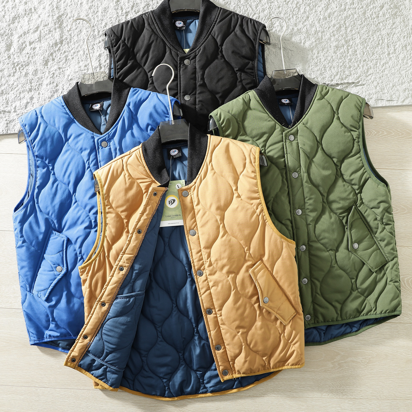 叠穿炸街！ 4色可选！外贸男装秋冬棒球领百搭保暖菱格绗缝棉马甲,男装,常规马甲,淘宝优惠券,粉丝福利购,淘宝优惠卷