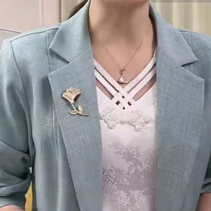 时尚小西服2025夏季新款气质显瘦纯色洋气休闲修身西装网红外套女