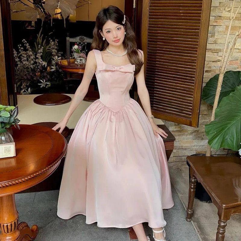 漂亮独特绝美气质百搭收腰a字长裙夏季千金风穿搭粉色吊带连衣裙