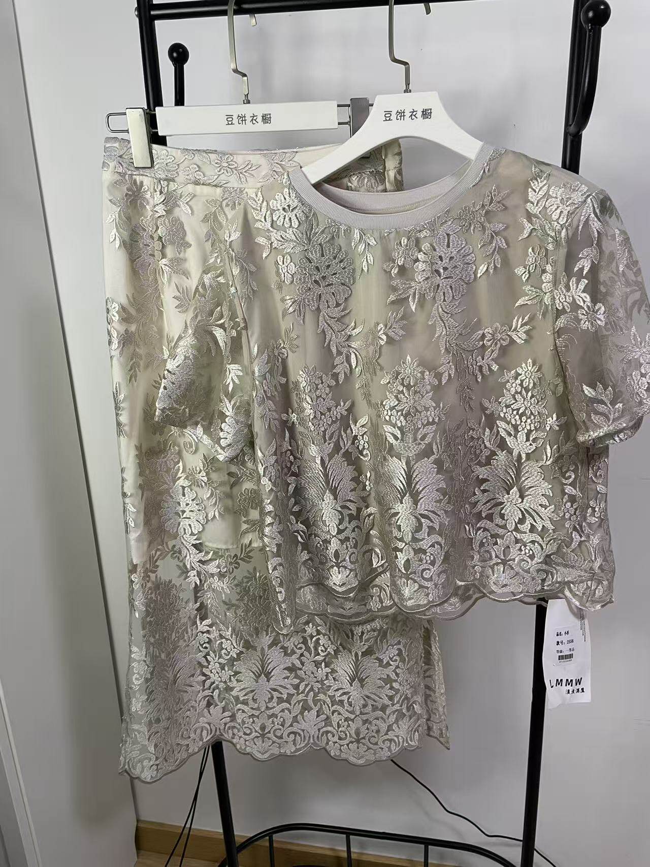 亏清不退换 新款女装香槟色蕾丝短袖半裙高级感穿搭套装