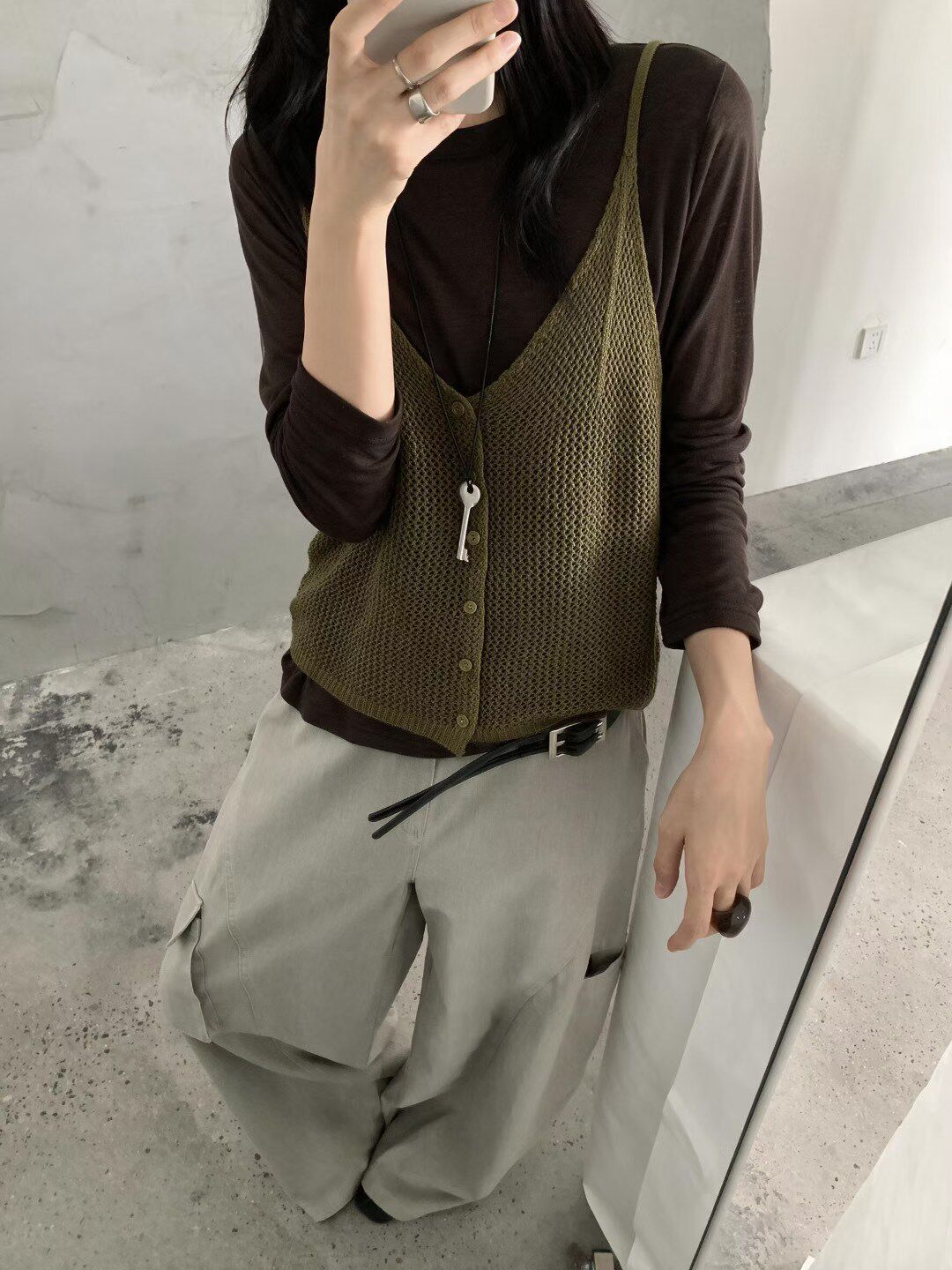 51272吊带开衫背心针织衫两件套秋款宽松休闲弹力外穿毛衣内搭衫