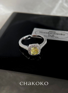 法式优雅橄榄绿锆石方形戒指女简约气质轻奢食指戒高级感百搭指环