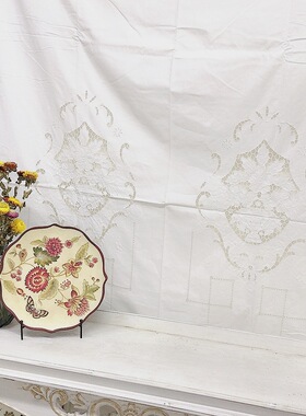 V143 手绣镂空扣锁绣长窗帘 1.4*2.4白色麻质（一对）有氧化