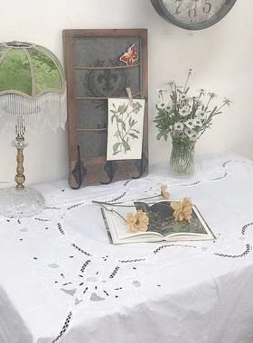 F208 刺绣花椭圆桌布1.8×3.1m白色棉质