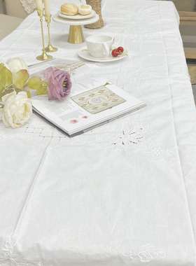 D208 手绣葡萄款长方桌布1.2×2.1m白色棉质