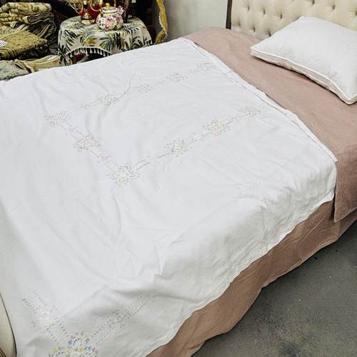 DZ163 亚麻皮粉色手工彩绣被套 220*240