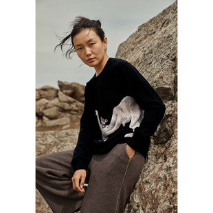 手工嵌花大象羊绒针织衫 卓 Say