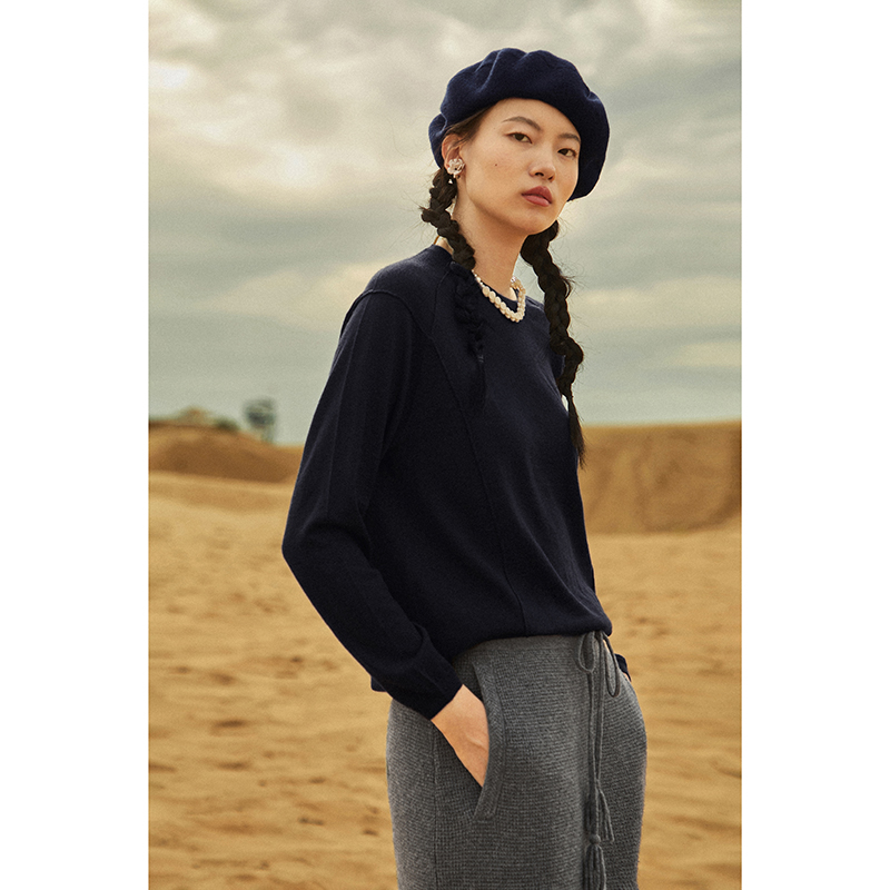 圆领休闲版精纺羊绒套头衫百搭