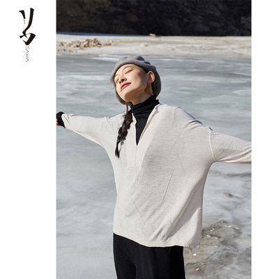 80支精纺羊绒提花V领轻薄衫