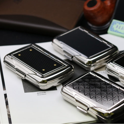 烟盒不秀刚金属时尚便利创意