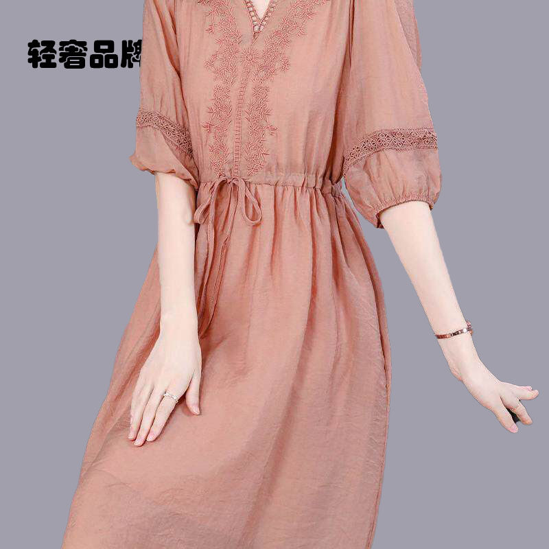 朗姿约定中袖气质棉麻连衣裙女2026夏季新款轻奢收腰亚麻裙子