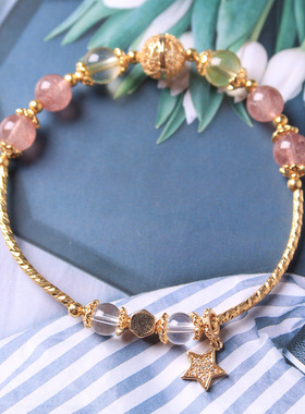 天然水晶手链韩版ins小众设计星星吊坠手串黄水晶草莓晶手链