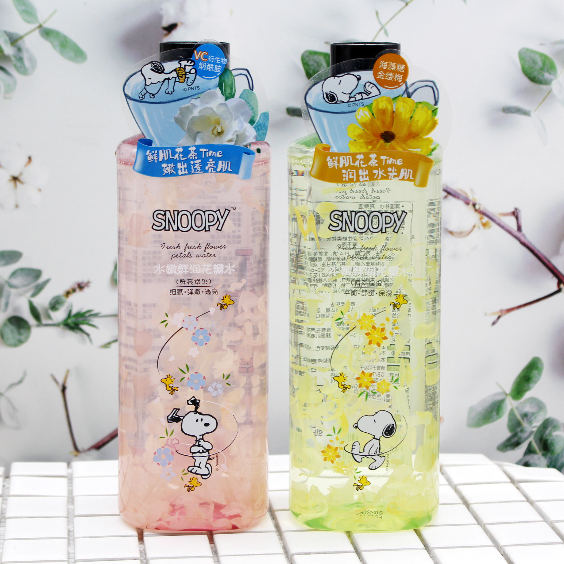 SNOOPY史努比青少年水嫩鲜润花瓣水爽肤补水保湿化妆水女学生控油