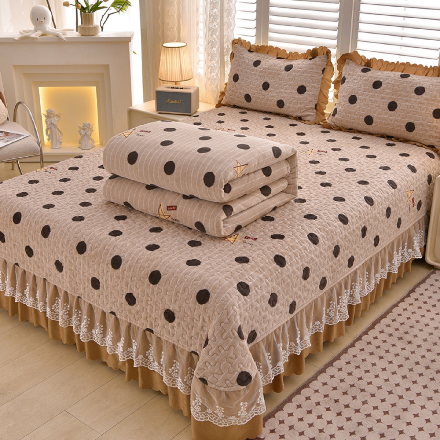 牛奶绒夹棉加厚床盖单件双层蕾丝花边秋冬保暖绒床单被套四件套