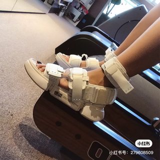 巴黎时装周中国李宁系列悟道 2.0男子女子凉鞋休闲鞋AGBN079 068