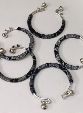 民族风女式苗银蜡染手镯