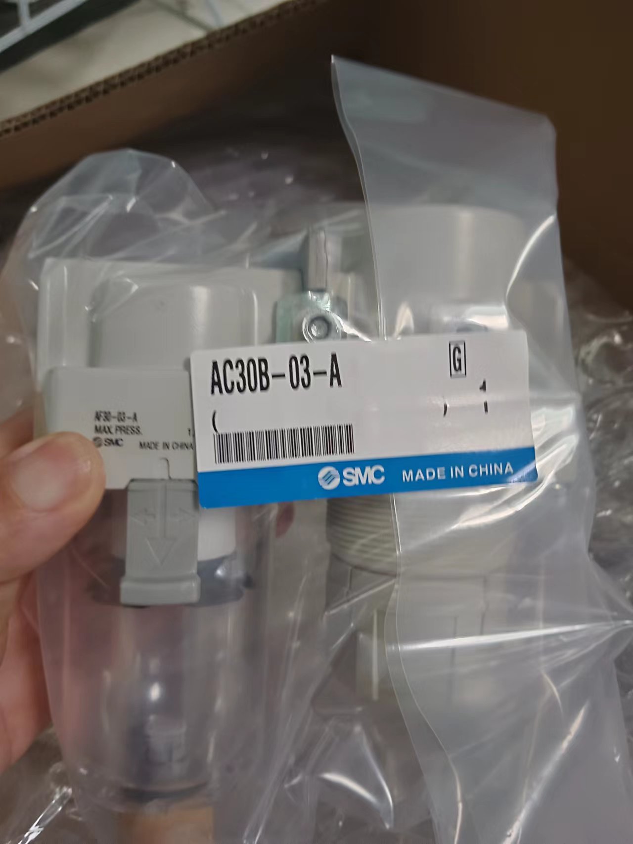 正品SMC 现货AC30B-03G-A AC30B-03-A  AC30B-03BG-A   现货出售