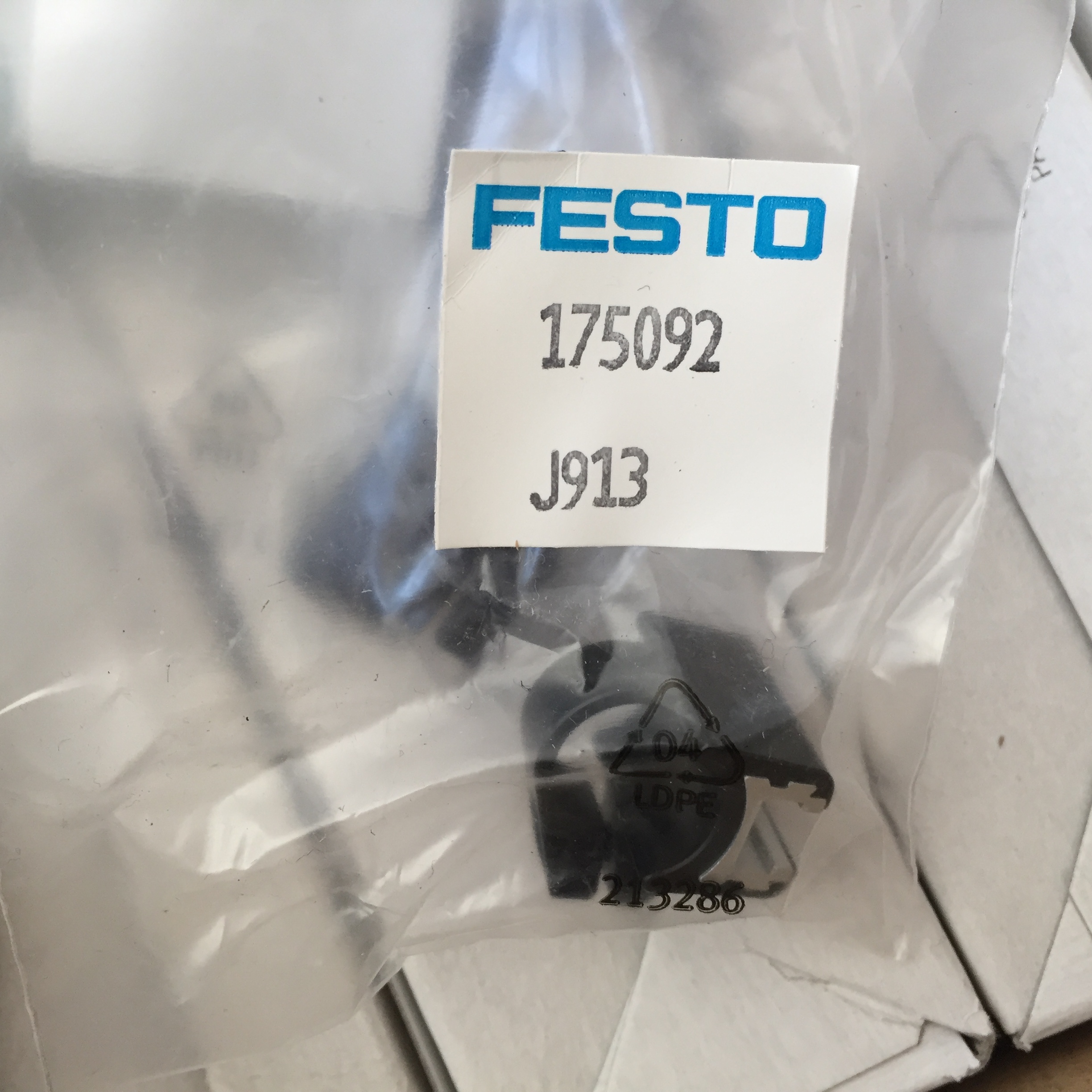 FESTO 安装组件 SMBR-8-10 175092 SMBR-8-12 175093 现货 优惠出