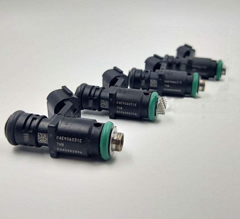 适新桑塔纳捷达朗逸波罗POLO明锐速腾宝来晶锐高尔夫1.41.6喷油嘴