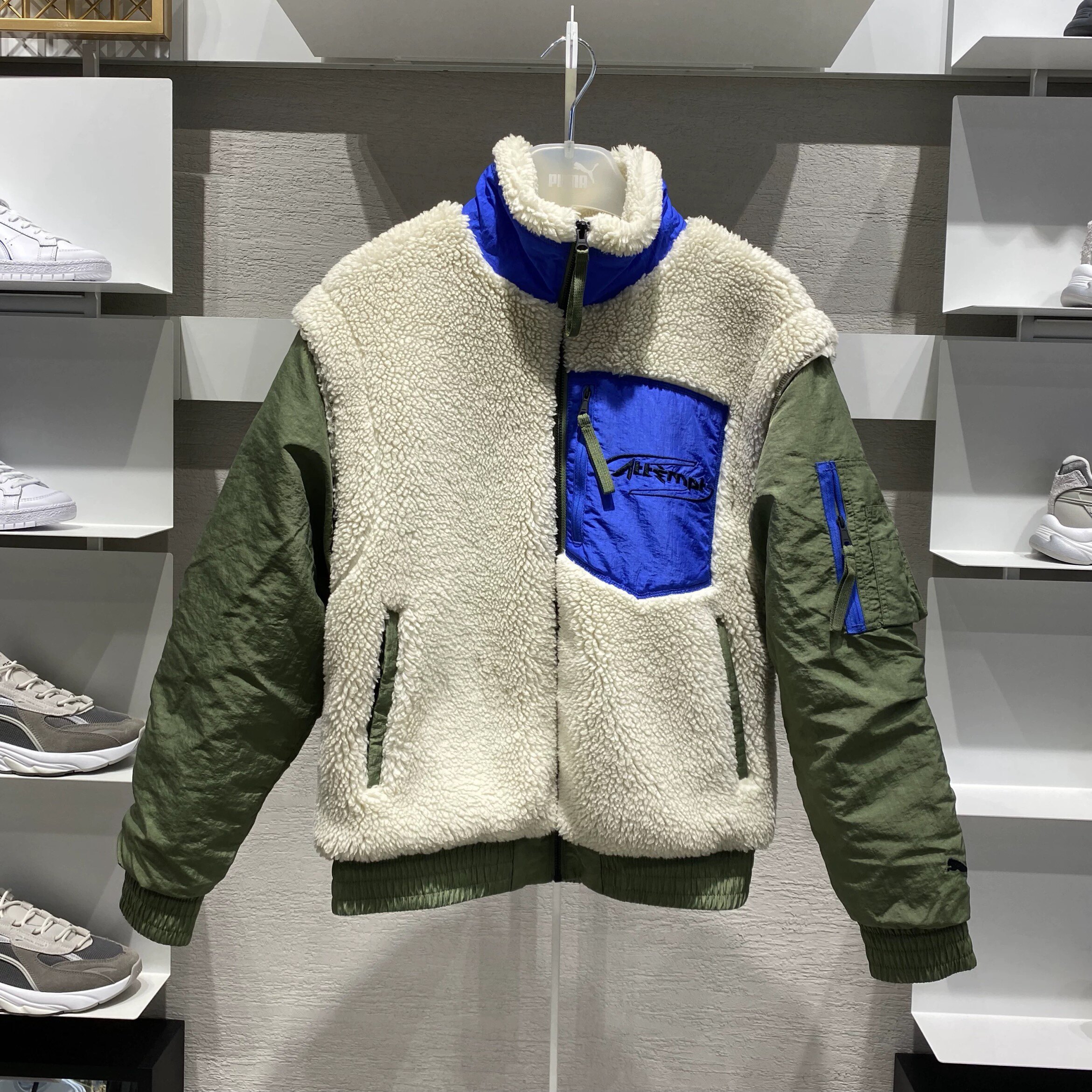 PUMA 공동 브랜드 가을 겨울 재킷 스포츠 및 레저 접합 셰르파 누비 재킷 598257