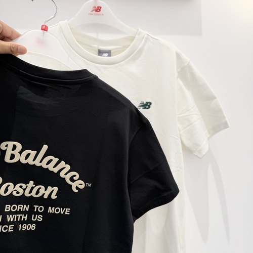 New Balance 男女 纯色字母印花舒适美式复古百搭T恤 AMT52331