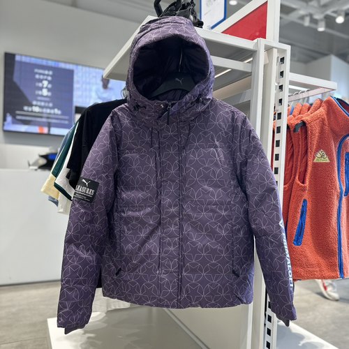 Puma/彪马 男子PLEASURES联名满印夹棉保暖连帽运动外套 620875