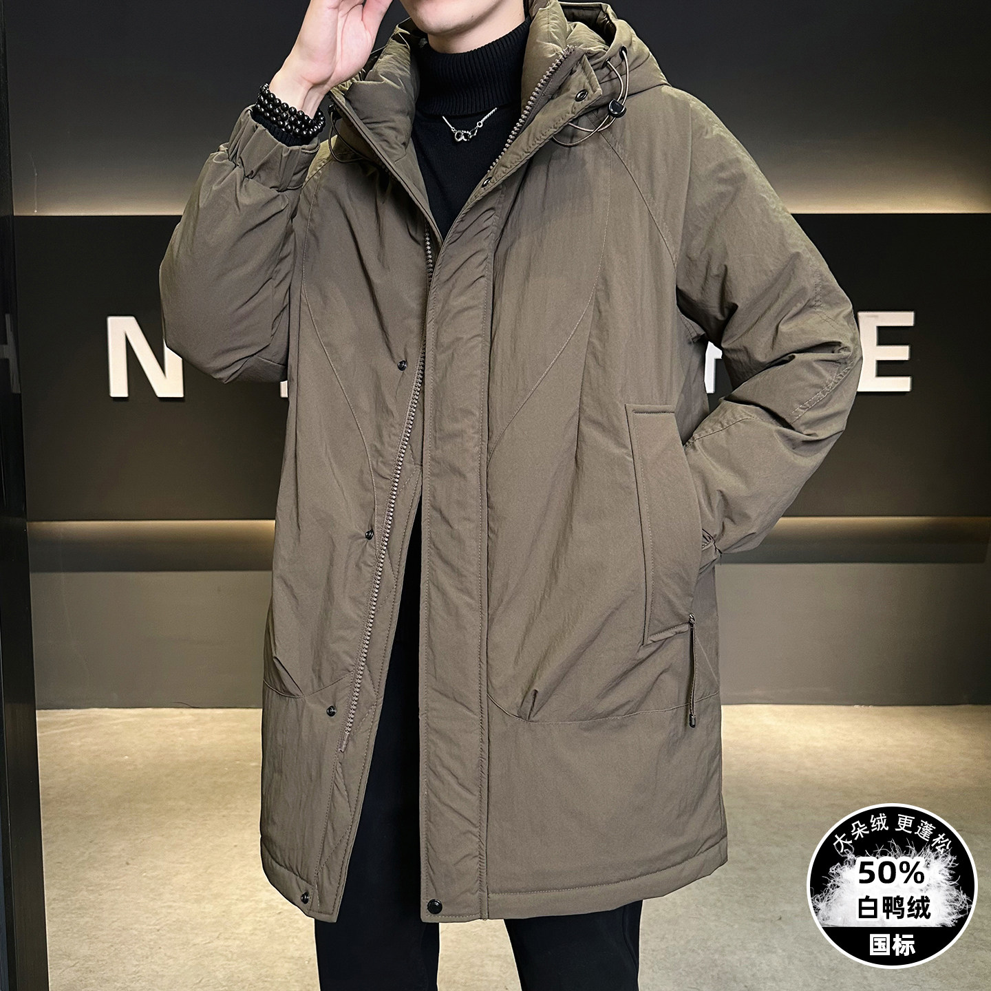 中长款男士连帽加厚潮牌羽绒服